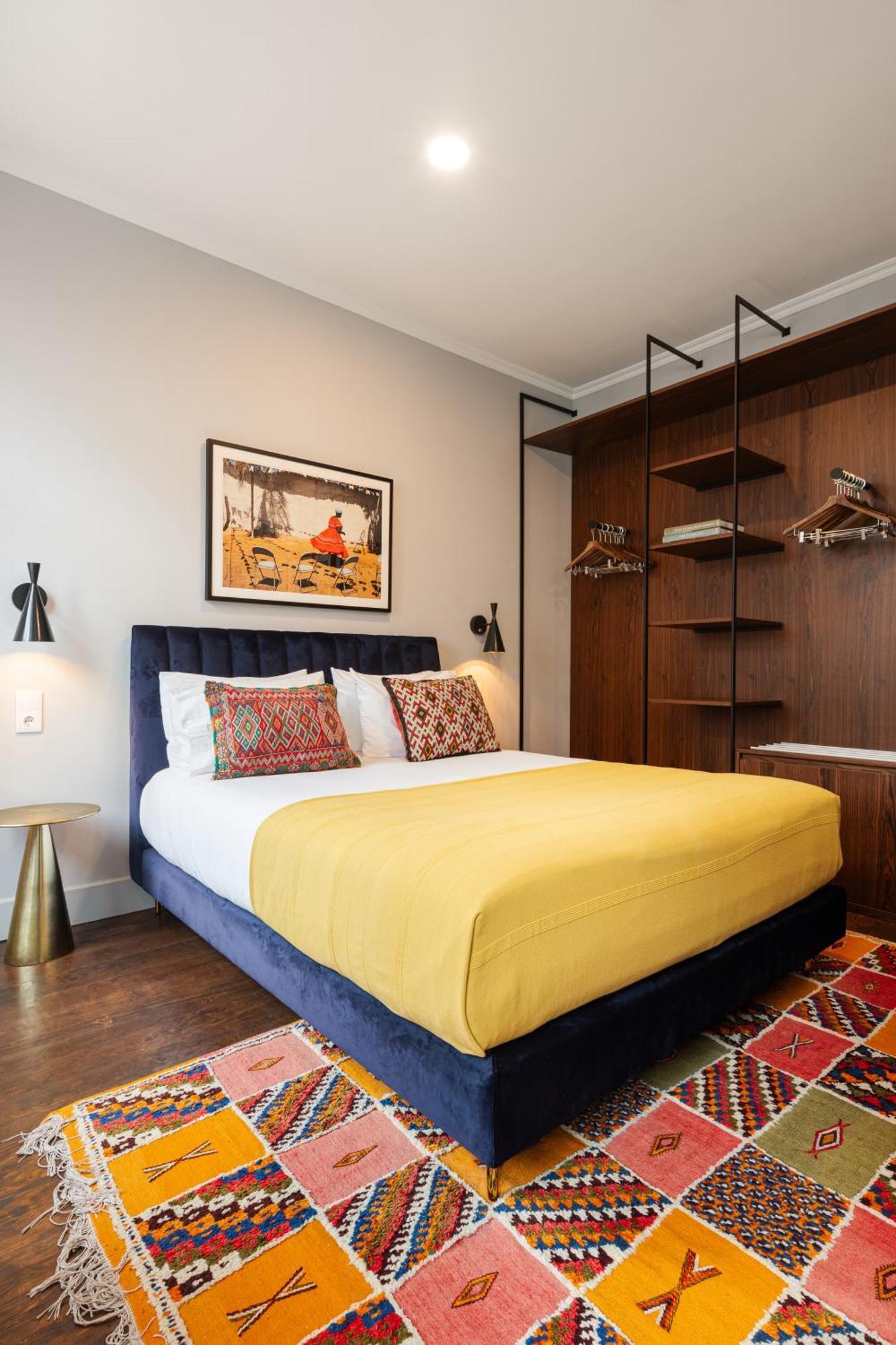 Utopian Hotel, A Charming 4*