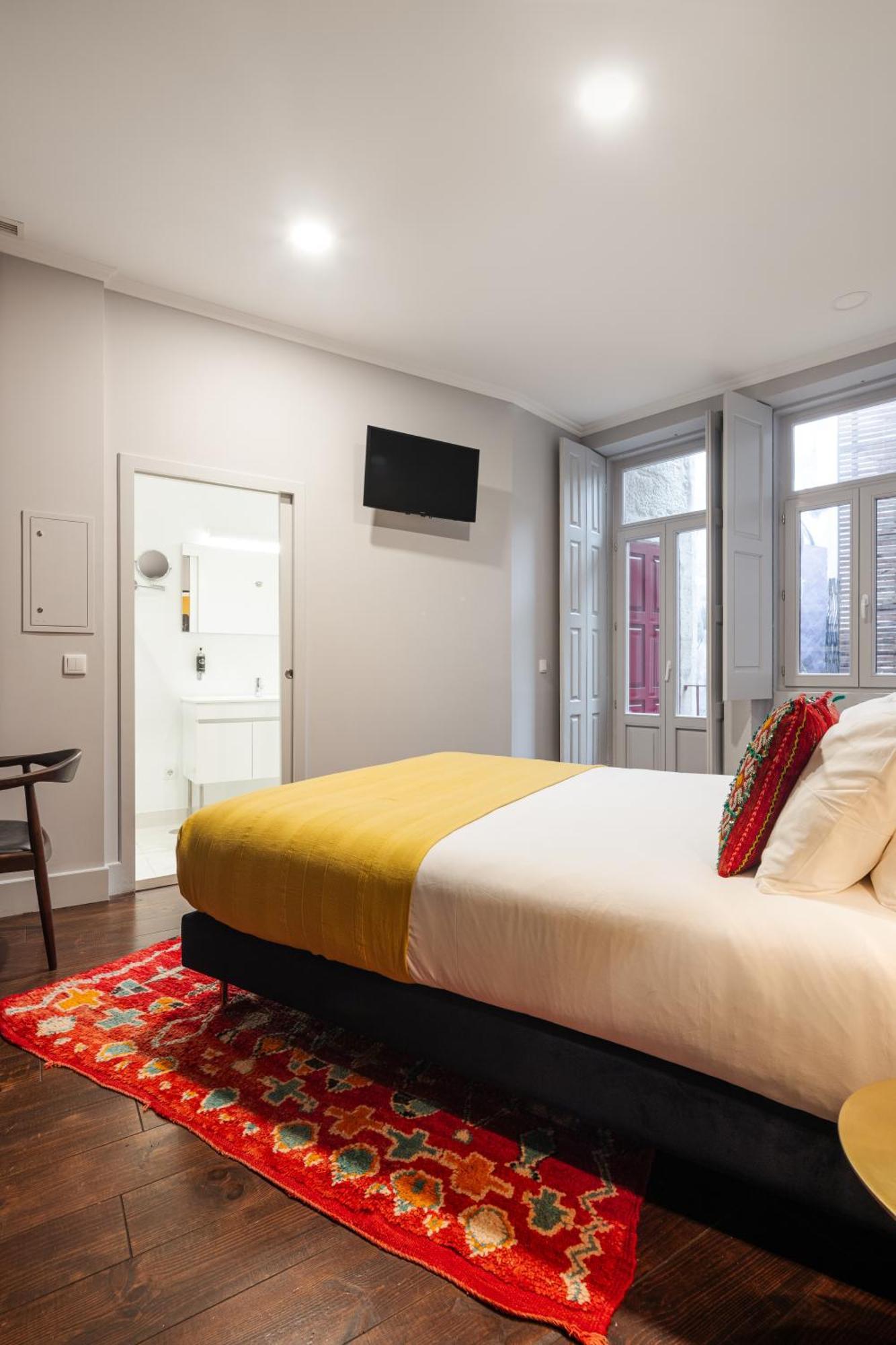 Utopian Hotel, A Charming 4*